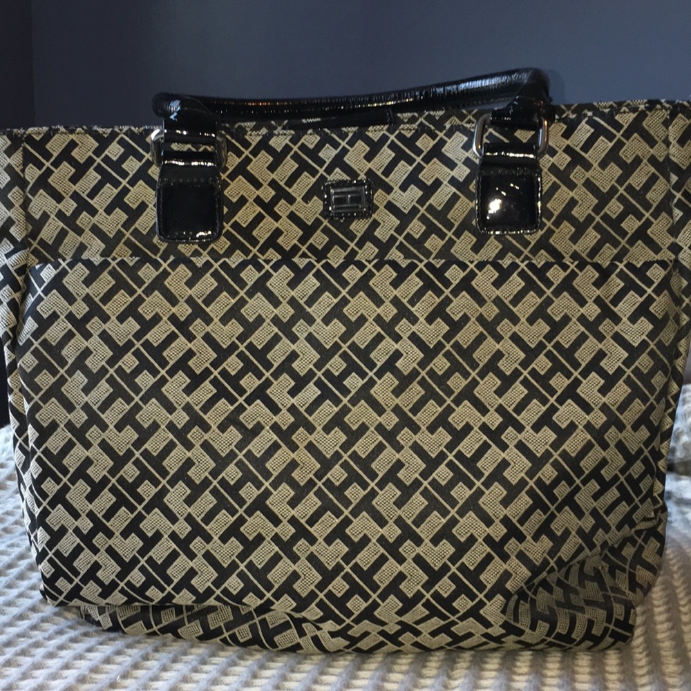 Tommy Hilfiger Tote